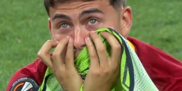 注册入口-欧联失冠迪巴拉梦碎，“找回快乐”的孩子又哭了