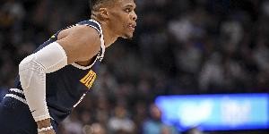 F1直播-威少是第二位进入历史得分榜前20的控卫球员 第一位是大O
