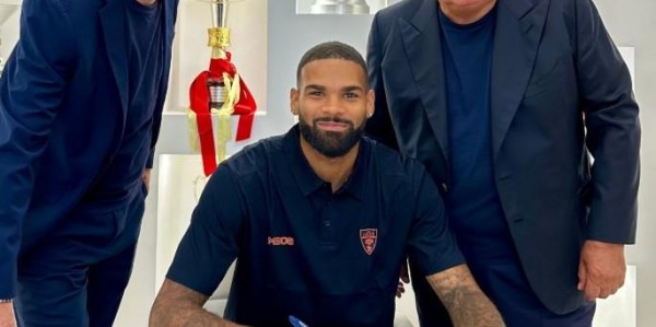 注册入口-官方：莱切签下杜塞尔多夫中卫西伯特；据悉转会费450万欧