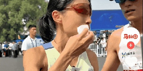 赛程表-中国最会跑马拉松的护士被骂，冤不冤？